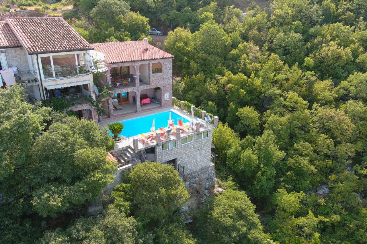 Cucuk * Budva