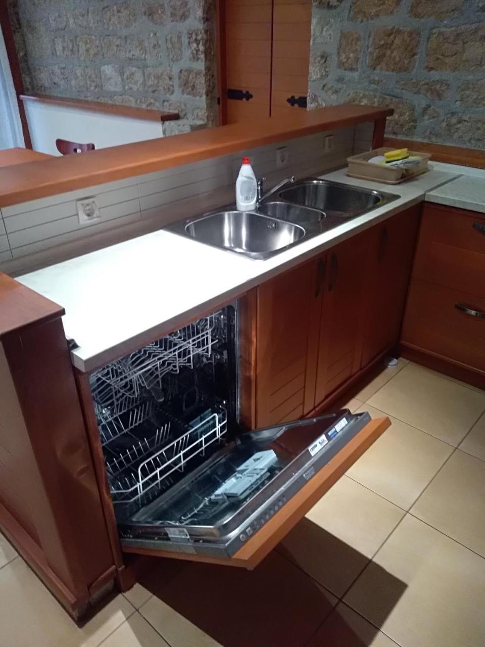 Cucuk Apartment